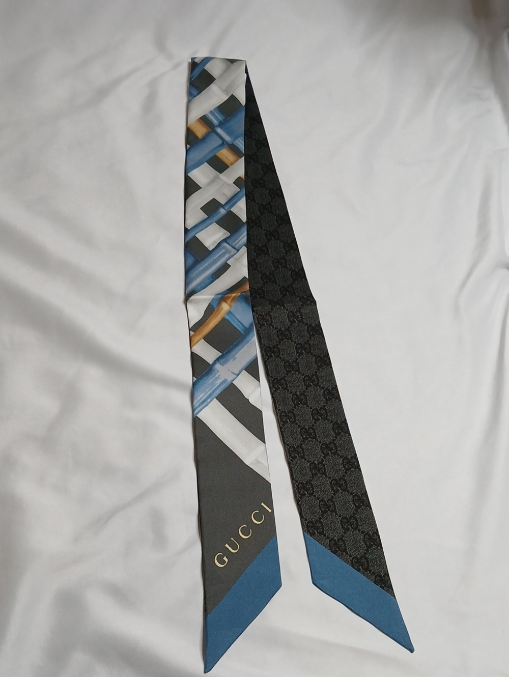 Gucci Blue Black White Patterned Silk Scarf/wrap